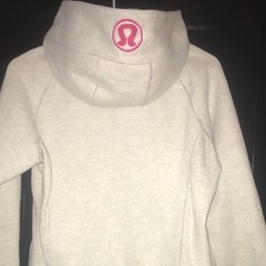 Size 6 Lululemon sweater